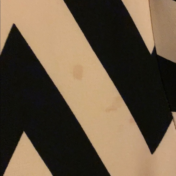 Cream and black striped dress - Picture 6 of 9